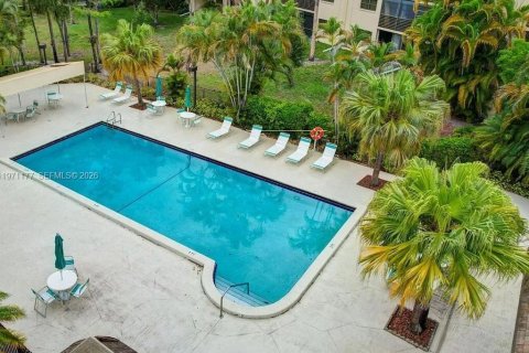 Condominio en venta en Tamarac, Florida, 2 dormitorios, 91.51 m2 № 2032734 - foto 28