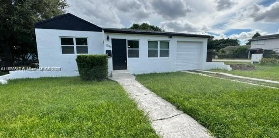 Villa ou maison à Miami, Floride 2 chambres, 152.36 m2 № 1896209