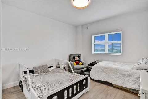 Купить кондоминиум в Норт-Майами, Флорида 2 спальни, 170.38м2, № 2049050 - фото 26