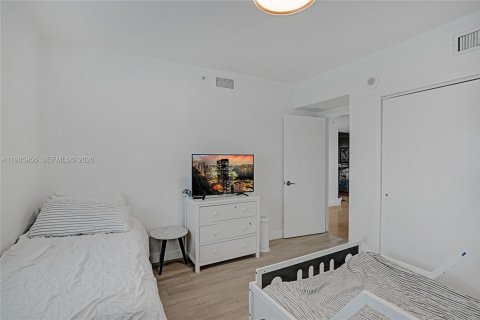 Купить кондоминиум в Норт-Майами, Флорида 2 спальни, 170.38м2, № 2049050 - фото 28