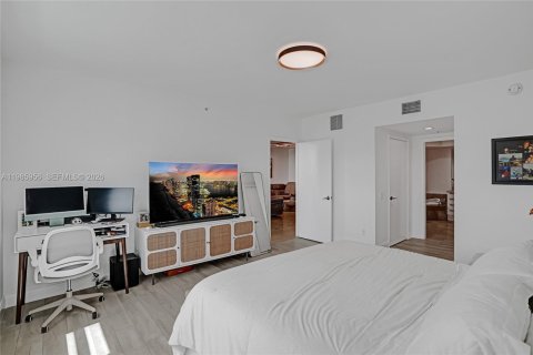 Купить кондоминиум в Норт-Майами, Флорида 2 спальни, 170.38м2, № 2049050 - фото 19