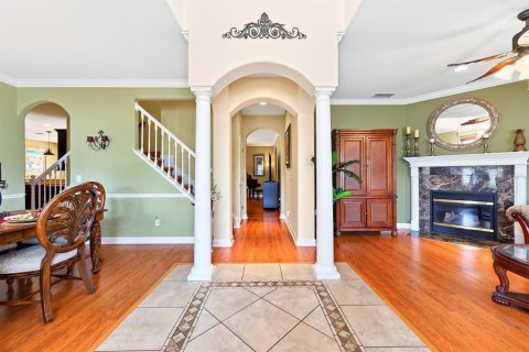 House in Orlando, Florida 6 bedrooms, 336.49 sq.m. № 2284524 - photo 13
