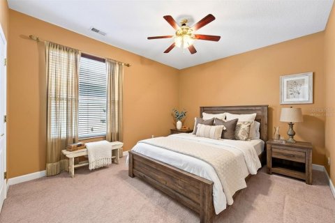 House in Orlando, Florida 6 bedrooms, 336.49 sq.m. № 2284524 - photo 29