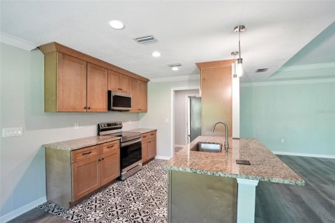 House in Punta Gorda, Florida 3 bedrooms, 117.89 sq.m. № 1894299 - photo 13