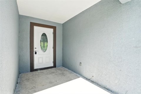 House in Punta Gorda, Florida 3 bedrooms, 117.89 sq.m. № 1894299 - photo 4