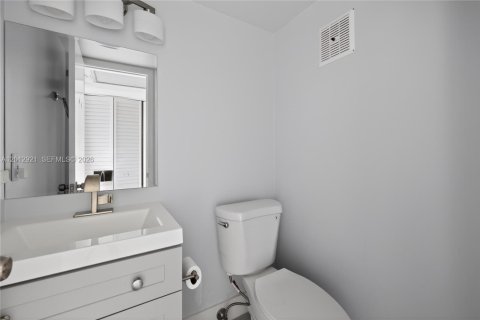Купить кондоминиум в Дирфилд-Бич, Флорида 1 спальня, 65.03м2, № 2186946 - фото 14