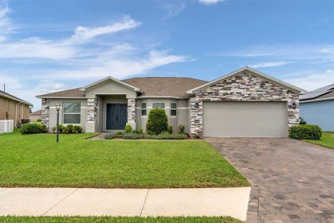 Villa ou maison à vendre à Auburndale, Floride: 3 chambres, 156.82 m2 № 2399497 - photo 3