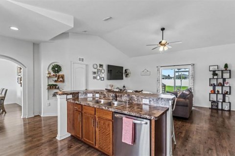Villa ou maison à vendre à Auburndale, Floride: 3 chambres, 156.82 m2 № 2399497 - photo 9