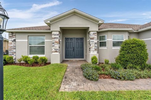Villa ou maison à Auburndale, Floride 3 chambres, 156.82 m2 № 2399497