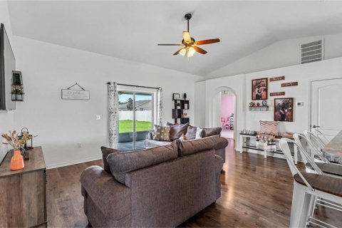 Villa ou maison à vendre à Auburndale, Floride: 3 chambres, 156.82 m2 № 2399497 - photo 22