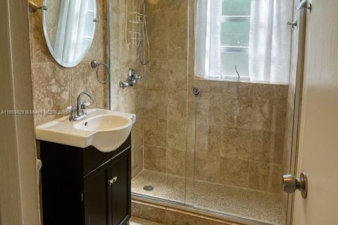 Condo in Fort Lauderdale, Florida, 1 bedroom  № 1945302 - photo 7
