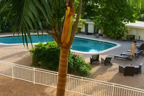 Condo in Fort Lauderdale, Florida, 1 bedroom  № 1945302 - photo 11