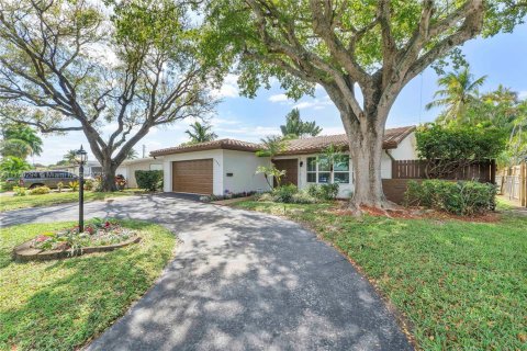 House in Hollywood, Florida 3 bedrooms, 174.56 sq.m. № 1633419 - photo 1