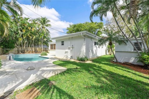 House in Hollywood, Florida 3 bedrooms, 174.56 sq.m. № 1633419 - photo 4