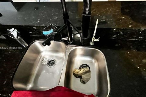 Casa en venta en North Lauderdale, Florida, 3 dormitorios, 136.57 m2 № 2014531 - foto 10