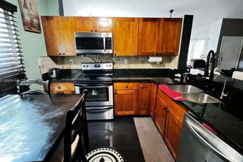 Casa en venta en North Lauderdale, Florida, 3 dormitorios, 136.57 m2 № 2014531 - foto 22