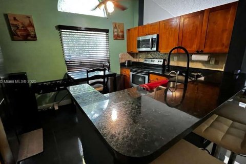 Casa en venta en North Lauderdale, Florida, 3 dormitorios, 136.57 m2 № 2014531 - foto 7