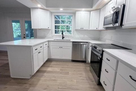 Casa en venta en Vero Beach, Florida, 3 dormitorios, 180.23 m2 № 2187163 - foto 5