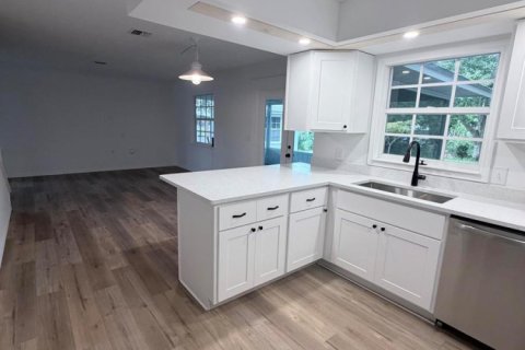 Casa en venta en Vero Beach, Florida, 3 dormitorios, 180.23 m2 № 2187163 - foto 4