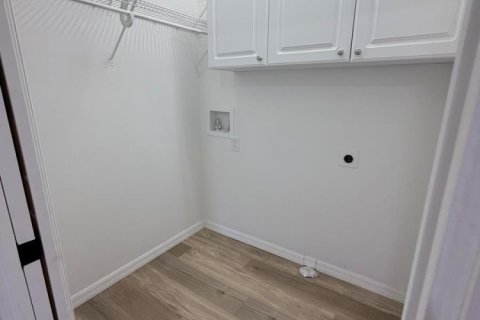 Casa en venta en Vero Beach, Florida, 3 dormitorios, 180.23 m2 № 2187163 - foto 8