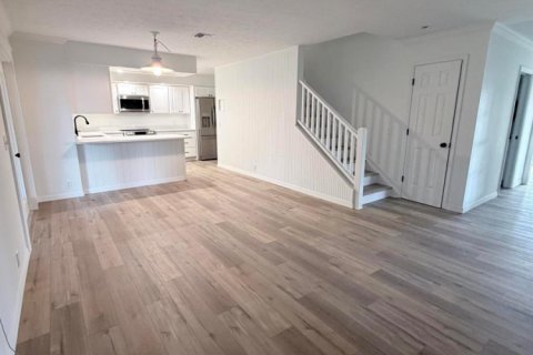 Casa en venta en Vero Beach, Florida, 3 dormitorios, 180.23 m2 № 2187163 - foto 3