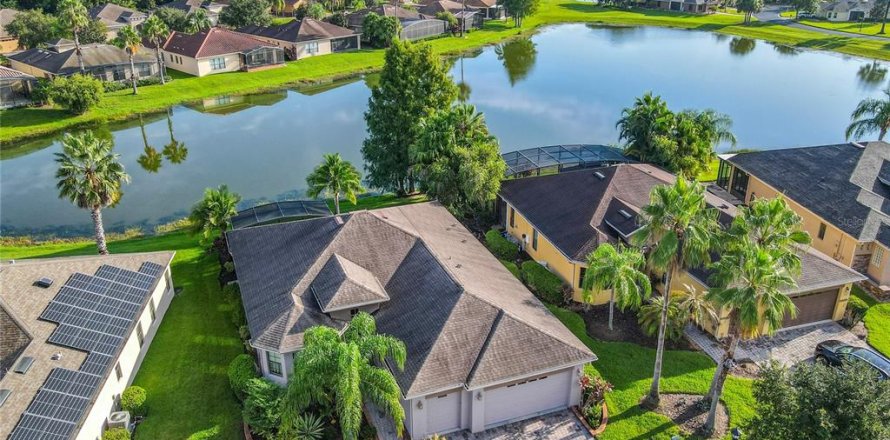Casa en Kissimmee, Florida 2 dormitorios, 205.41 m2 № 1903485