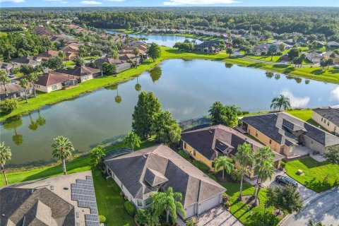 Casa en venta en Kissimmee, Florida, 2 dormitorios, 205.41 m2 № 1903485 - foto 4