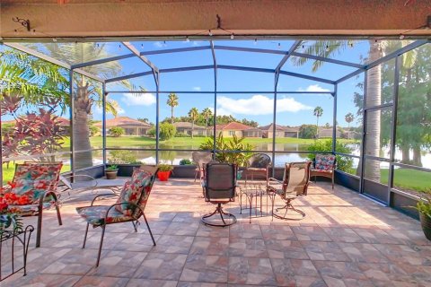 Casa en venta en Kissimmee, Florida, 2 dormitorios, 205.41 m2 № 1903485 - foto 2