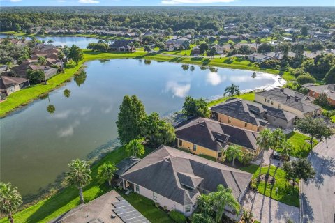 Casa en venta en Kissimmee, Florida, 2 dormitorios, 205.41 m2 № 1903485 - foto 3