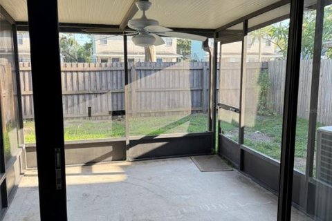 Condominio en venta en Tampa, Florida, 3 dormitorios, 131.64 m2 № 2216165 - foto 15