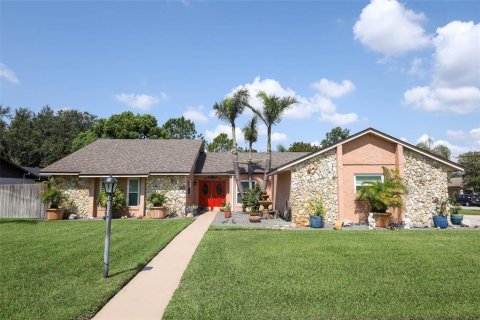 House in Orlando, Florida 4 bedrooms, 258.27 sq.m. № 2308857