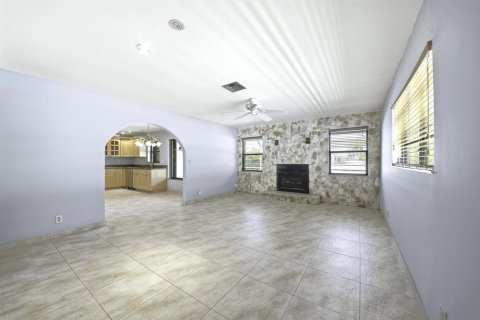 Villa ou maison à vendre à Dania Beach, Floride: 2 chambres, 146.88 m2 № 2082470 - photo 9