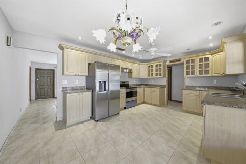 Villa ou maison à vendre à Dania Beach, Floride: 2 chambres, 146.88 m2 № 2082470 - photo 5