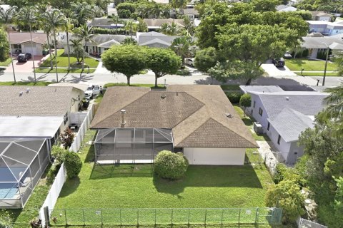 Villa ou maison à vendre à Dania Beach, Floride: 2 chambres, 146.88 m2 № 2082470 - photo 20