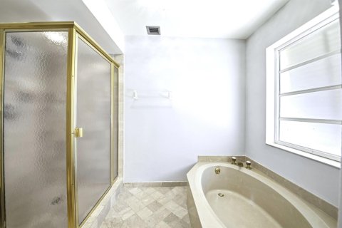 Villa ou maison à vendre à Dania Beach, Floride: 2 chambres, 146.88 m2 № 2082470 - photo 14