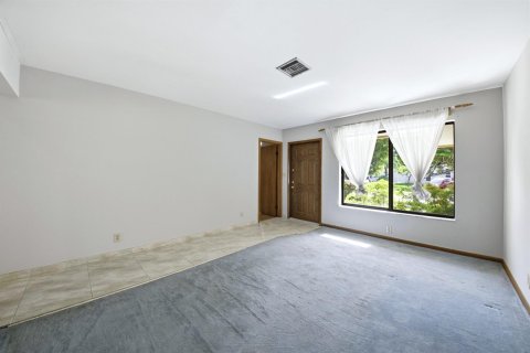 Villa ou maison à vendre à Dania Beach, Floride: 2 chambres, 146.88 m2 № 2082470 - photo 4