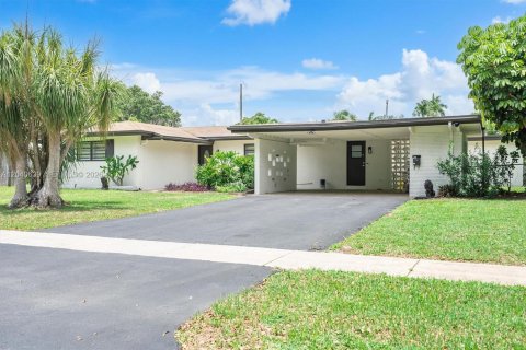 Villa ou maison à vendre à Plantation, Floride: 4 chambres, 202.71 m2 № 2087517 - photo 6