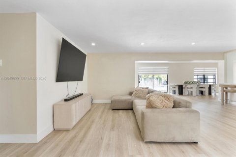 Villa ou maison à vendre à Plantation, Floride: 4 chambres, 202.71 m2 № 2087517 - photo 10