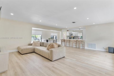 Villa ou maison à vendre à Plantation, Floride: 4 chambres, 202.71 m2 № 2087517 - photo 8