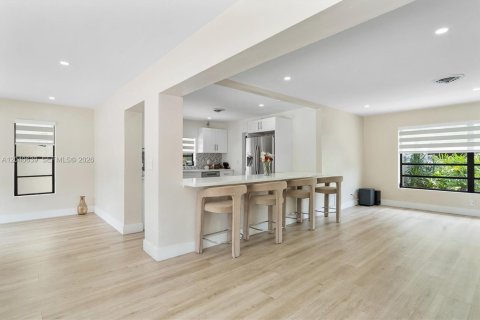 Villa ou maison à vendre à Plantation, Floride: 4 chambres, 202.71 m2 № 2087517 - photo 20