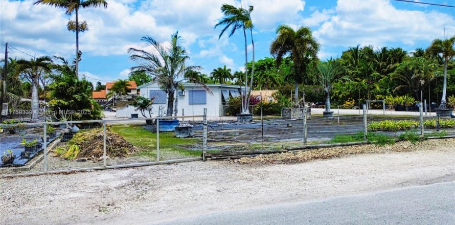 Casa en Miami, Florida 2 dormitorios, 133.78 m2 № 1731797