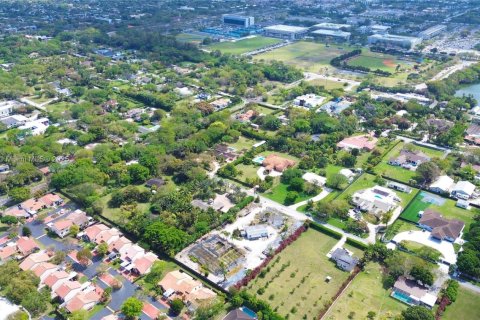Casa en venta en Miami, Florida, 2 dormitorios, 133.78 m2 № 1731797 - foto 9