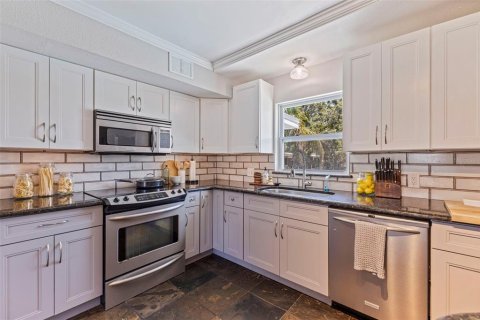 Villa ou maison à vendre à Saint Petersburg, Floride: 3 chambres, 154.59 m2 № 1846730 - photo 7