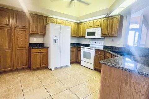 Villa ou maison à louer à Punta Gorda, Floride: 3 chambres, 157.93 m2 № 1787338 - photo 17