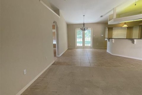 Villa ou maison à louer à Punta Gorda, Floride: 3 chambres, 157.93 m2 № 1787338 - photo 3