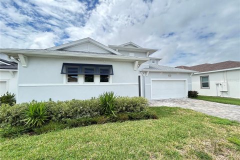 Casa en alquiler en Wesley Chapel, Florida, 5 dormitorios, 302.12 m2 № 1796906 - foto 2