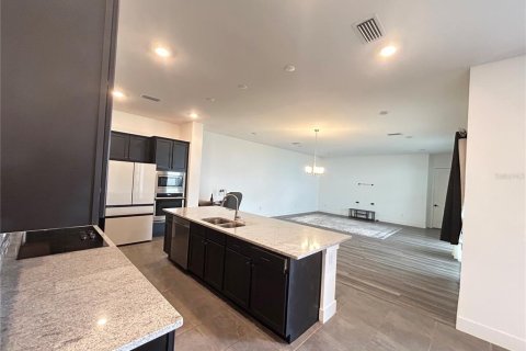Casa en alquiler en Wesley Chapel, Florida, 5 dormitorios, 302.12 m2 № 1796906 - foto 8