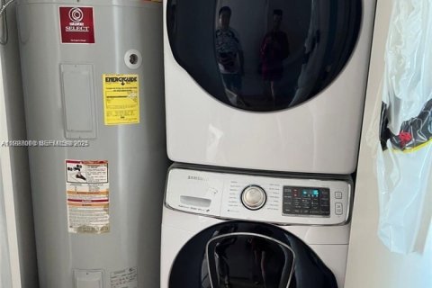 Copropriété à louer à Sunny Isles Beach, Floride: 1 chambre, 80.08 m2 № 1985949 - photo 10