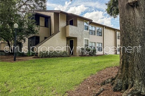 Condominio en alquiler en Winter Park, Florida, 2 dormitorios, 94.57 m2 № 1912470 - foto 1