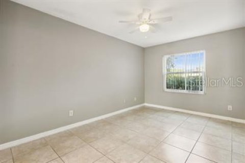 Condominio en alquiler en Orlando, Florida, 2 dormitorios, 84.08 m2 № 1800487 - foto 12